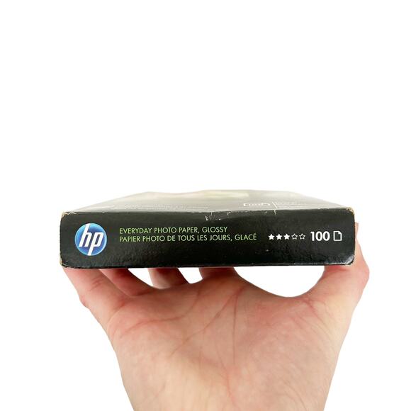 HP 100 Count Glossy Photo Paper 4"x6" - Picture 3 of 4